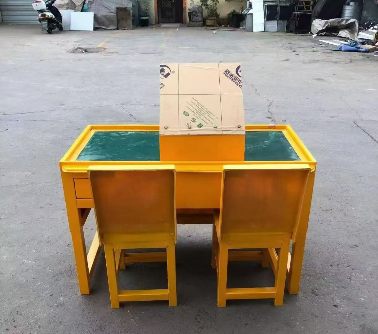 将乐防静电导通桌井下煤矿火工品发放桌：危险品流转的安全守护者